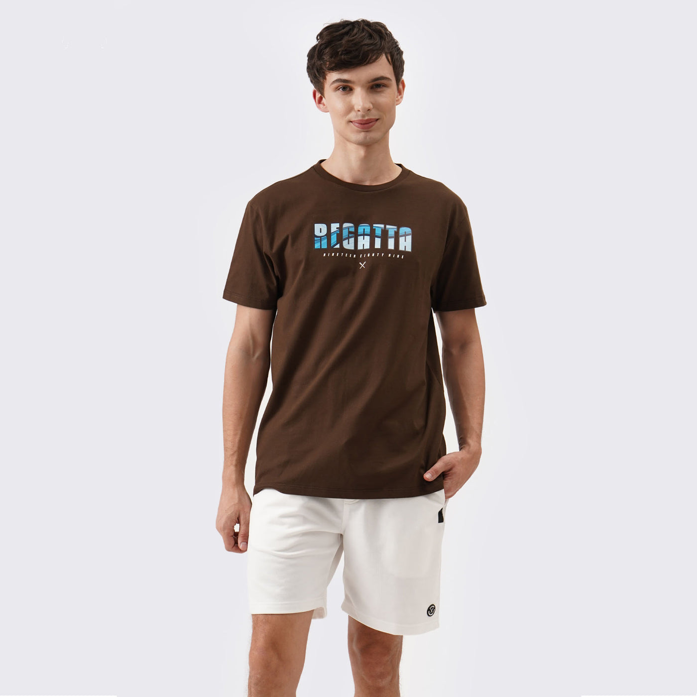 Round Neck T-Shirt With Front Gradient Logo