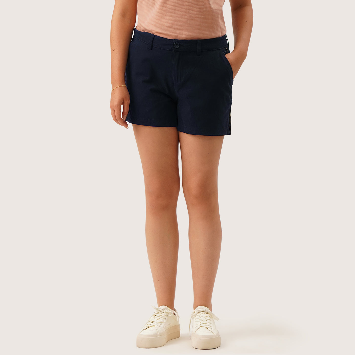 Essential Chino Shorts With Taping