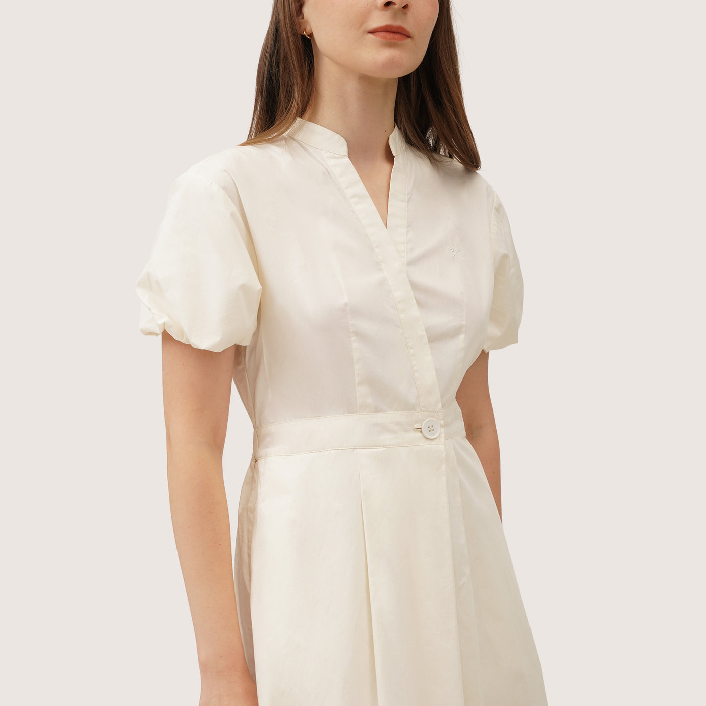 983589-Off White (4).jpg