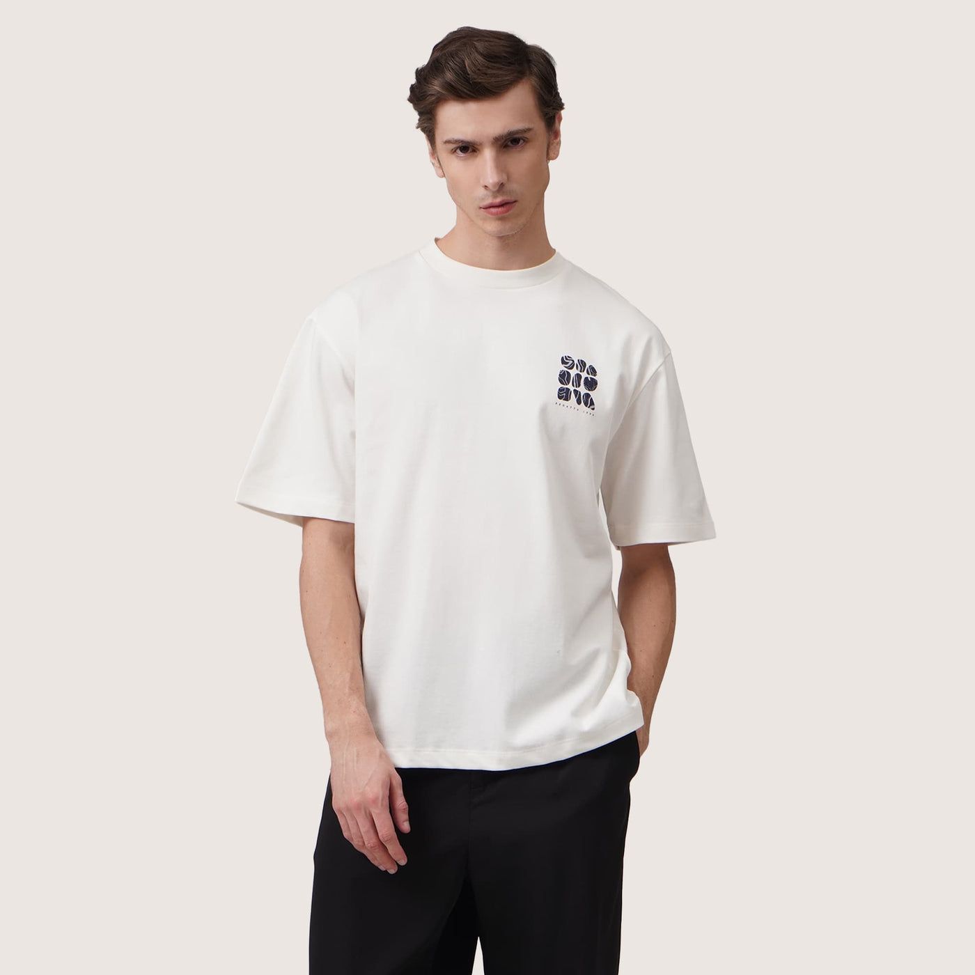 983916-Off White (2).jpg