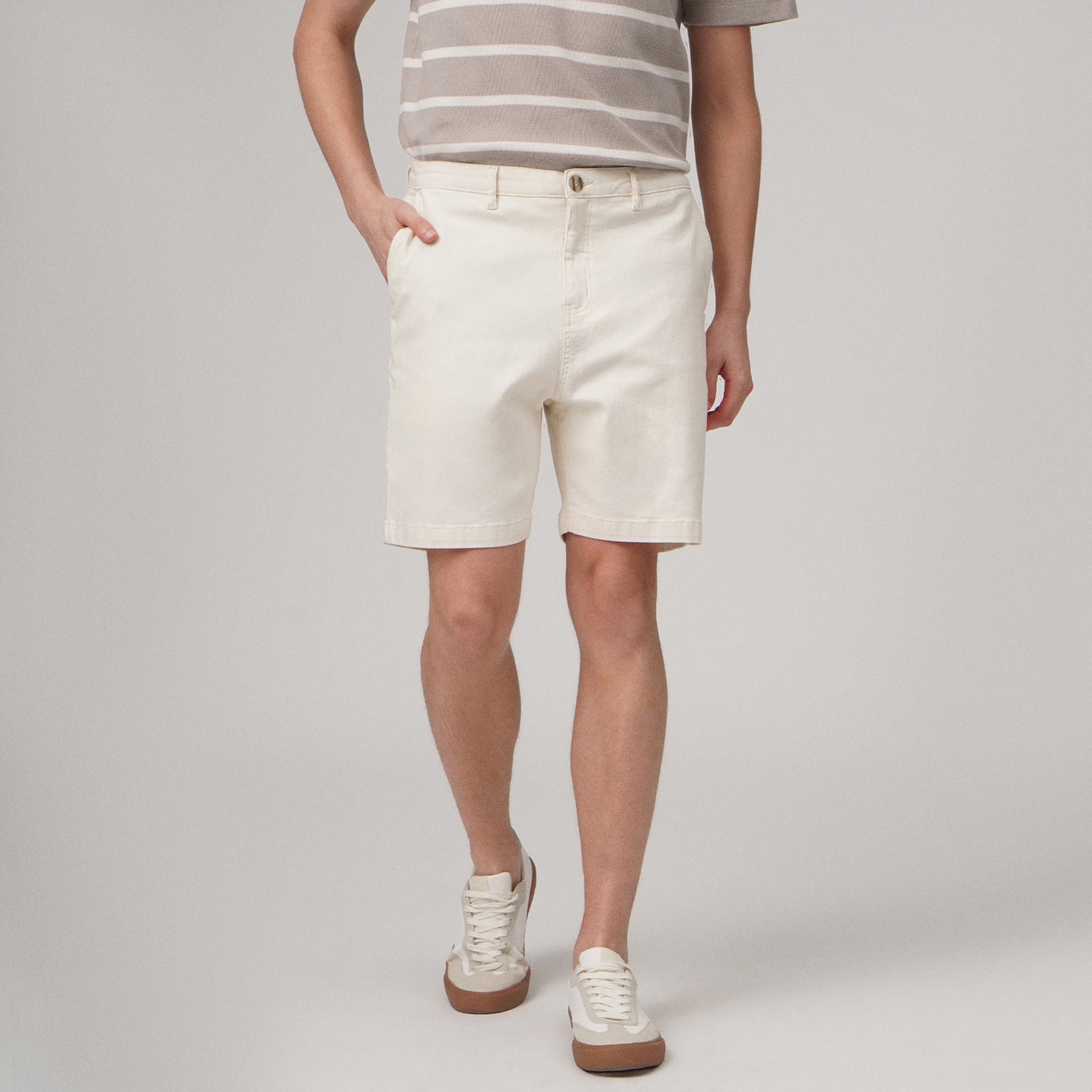 986121-Off White (2).jpg