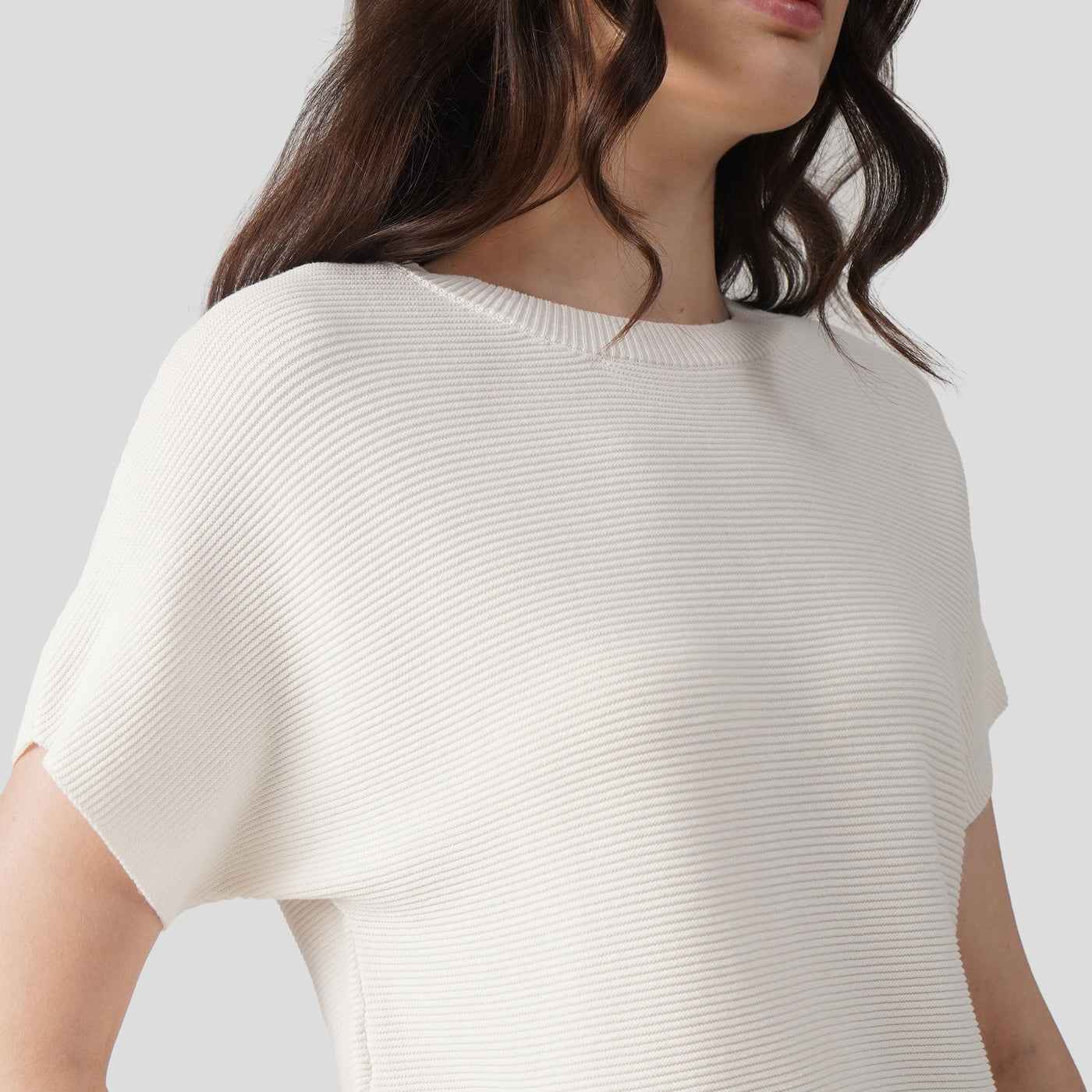 988589-Off White (3).jpg
