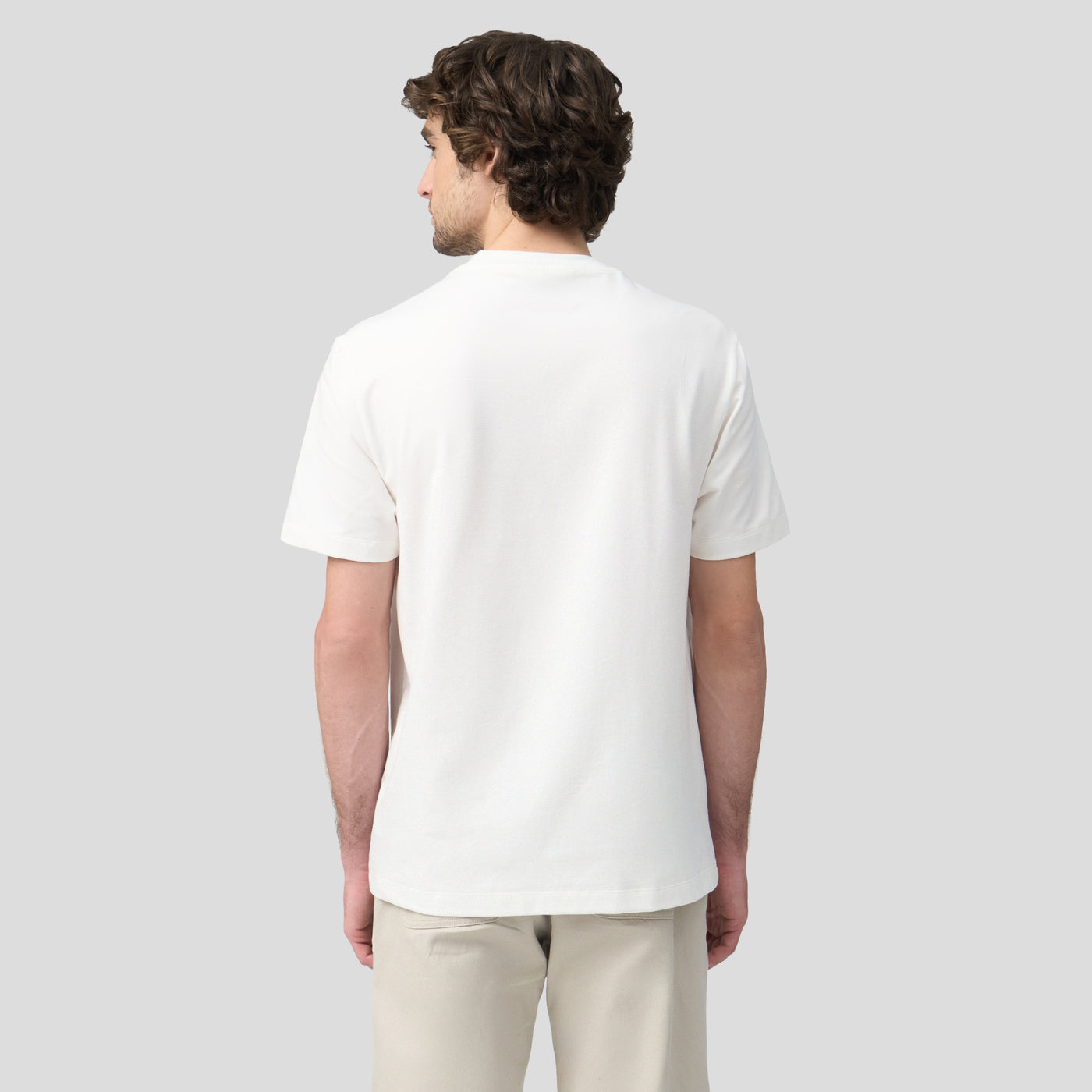 988693-Off White (3).jpg