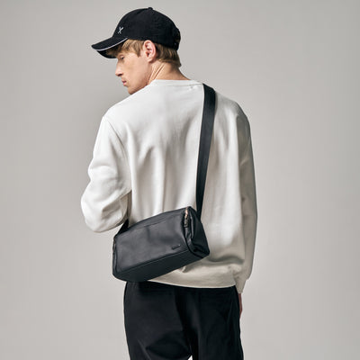 988891-Black (1).jpg