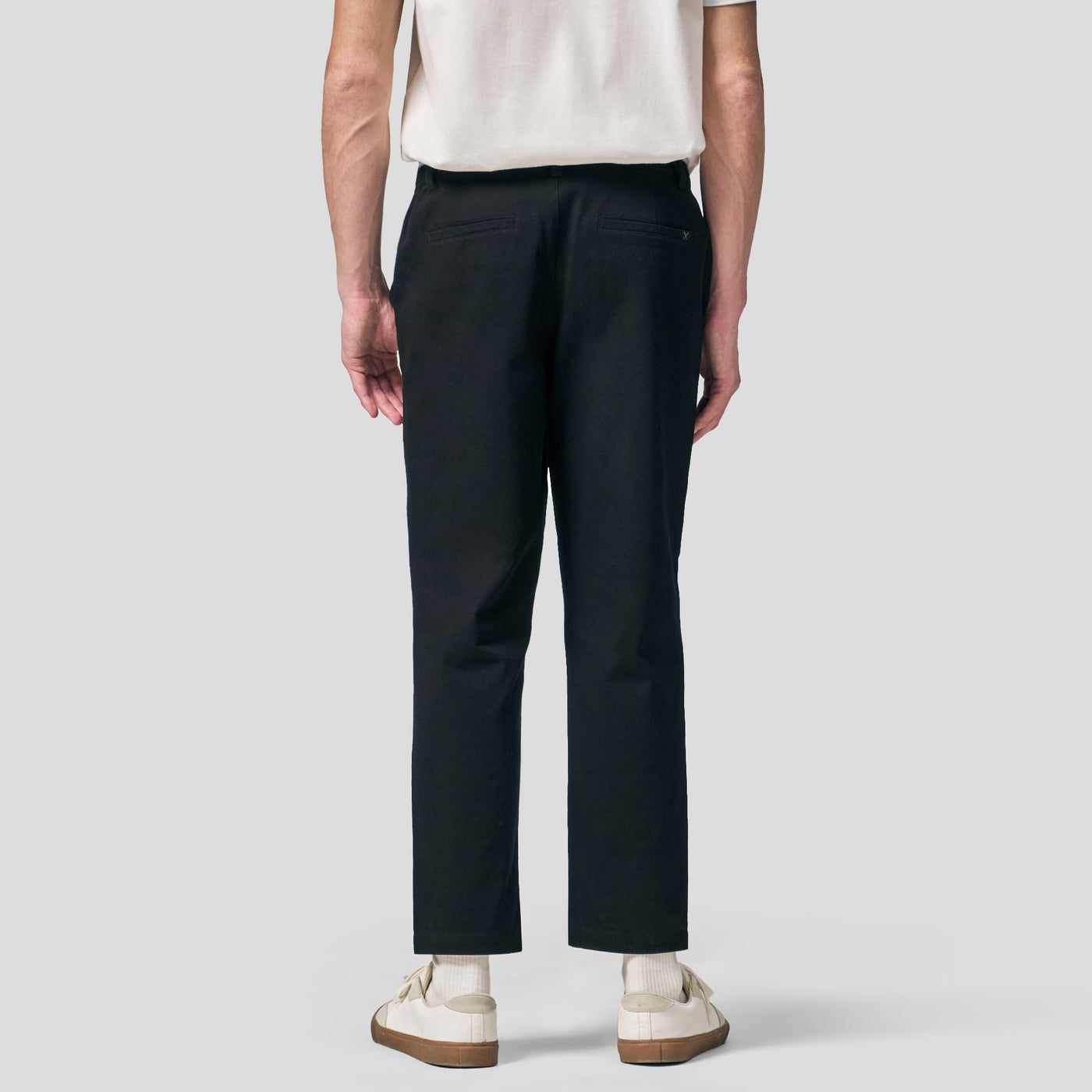 989281-Black (1).jpg