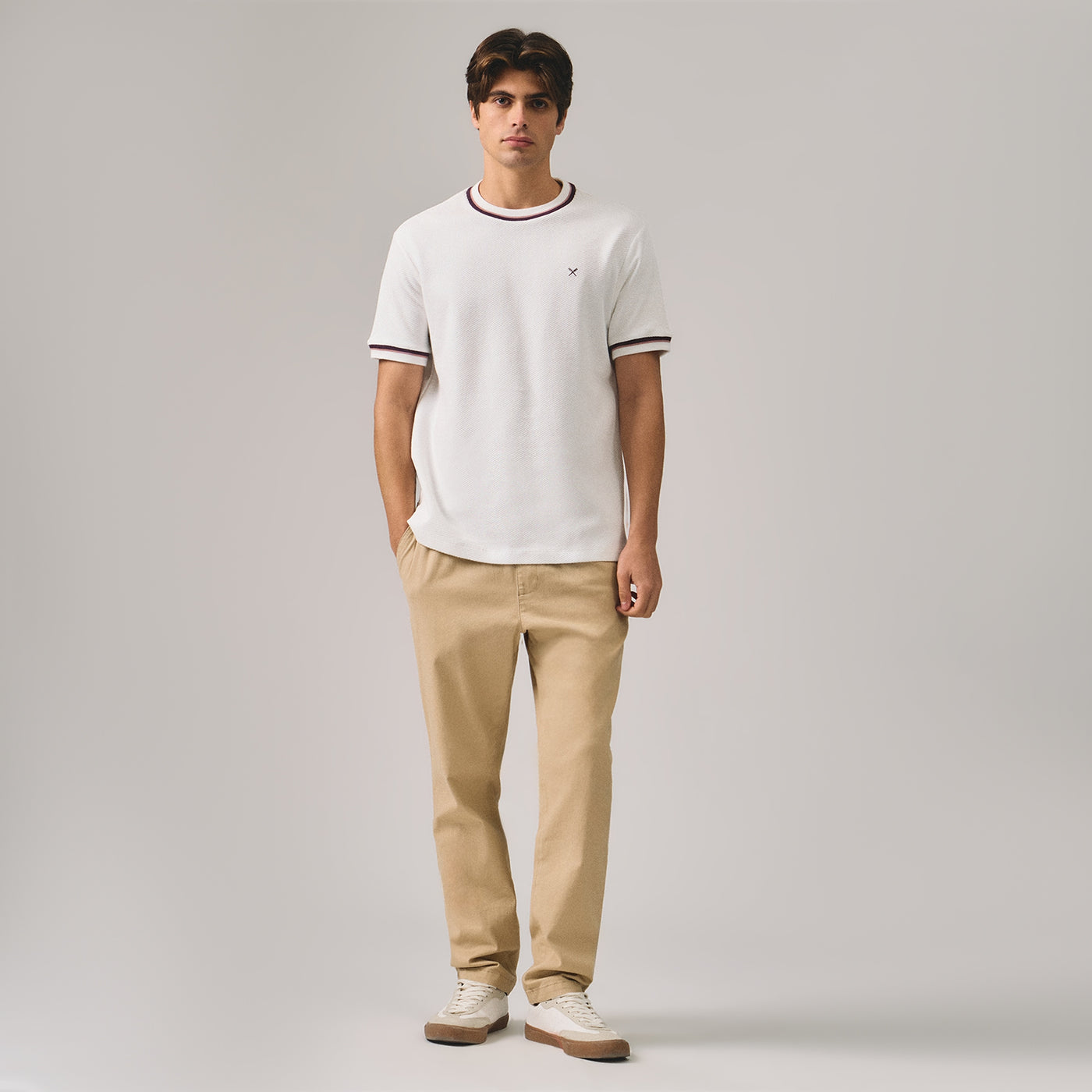 989533-Off White (2).jpg