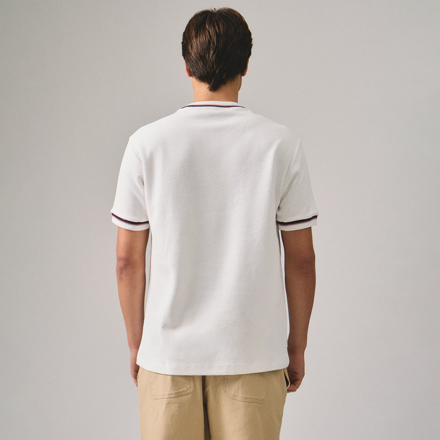 989533-Off White (3).jpg