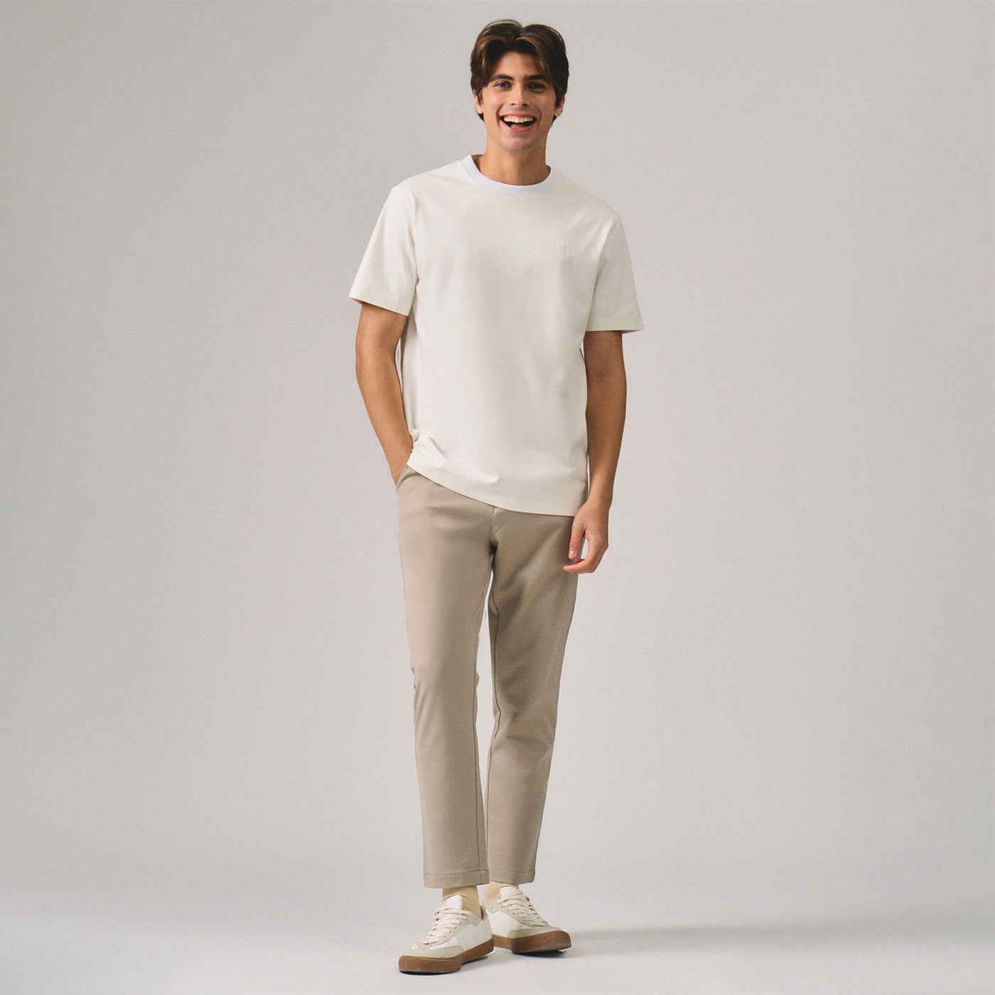 989535-Off White (1).jpg