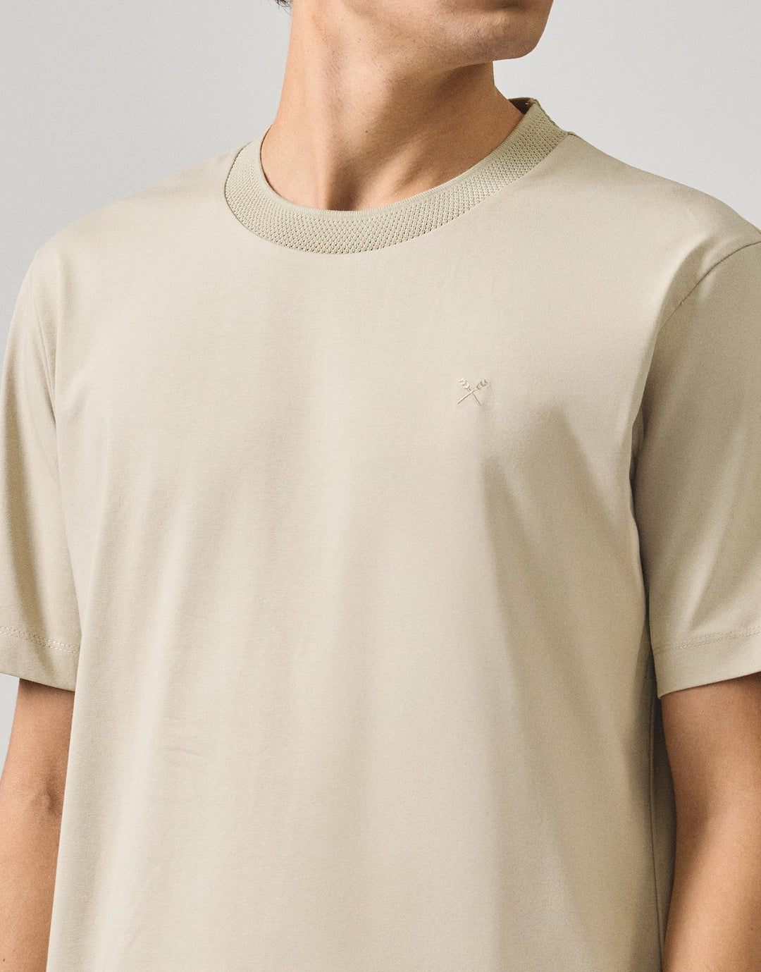 Regular Fit T-Shirt With Jacquard Neck Band In Sorona