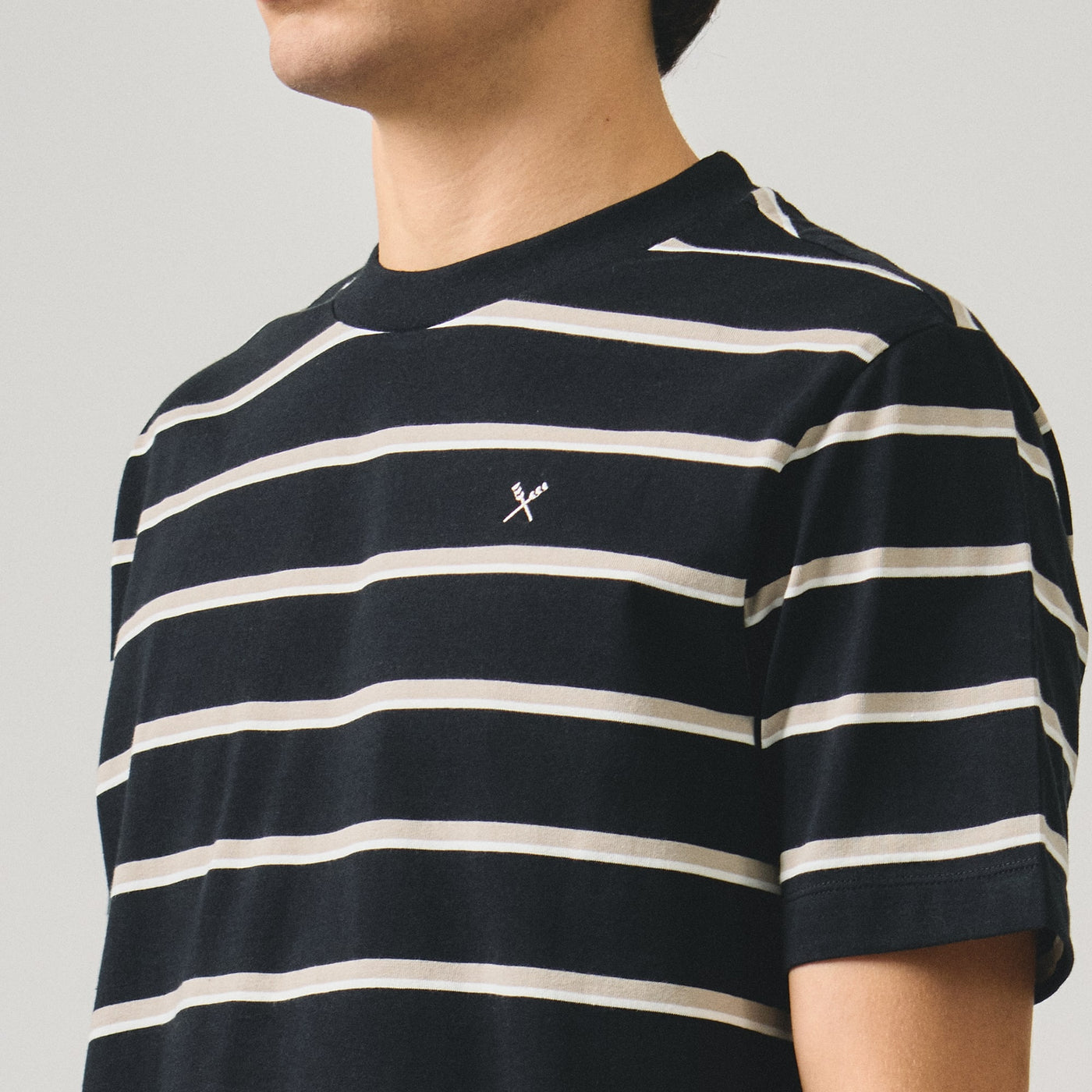 989609-Black (4).jpg