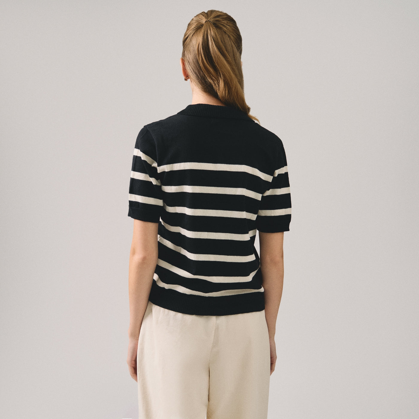 989761-Black (1).jpg