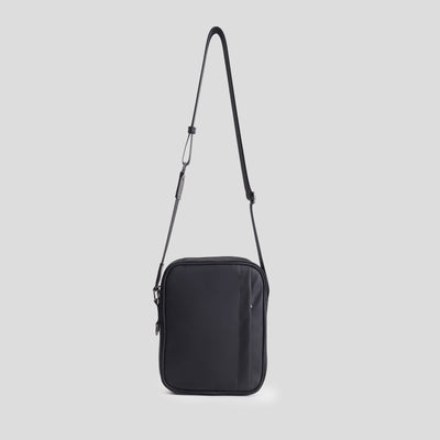 989859-Black (1).jpg