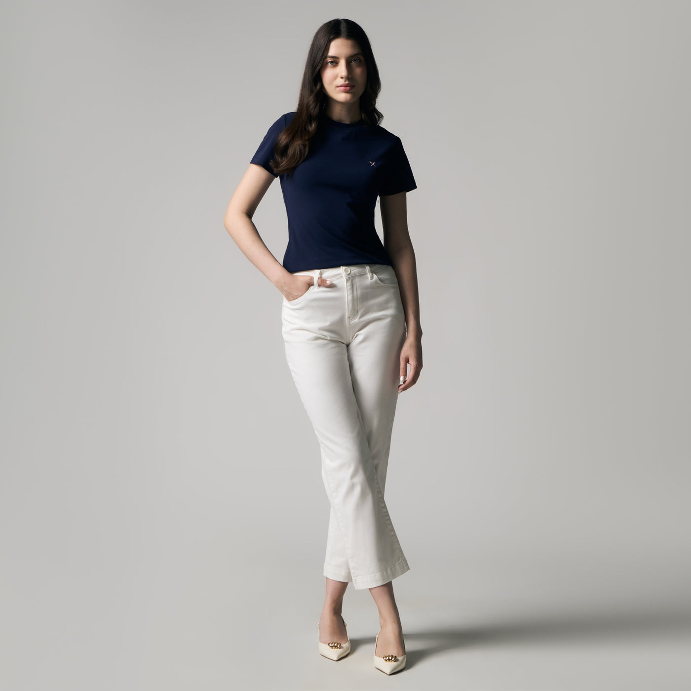 990005-Off White (2).jpg