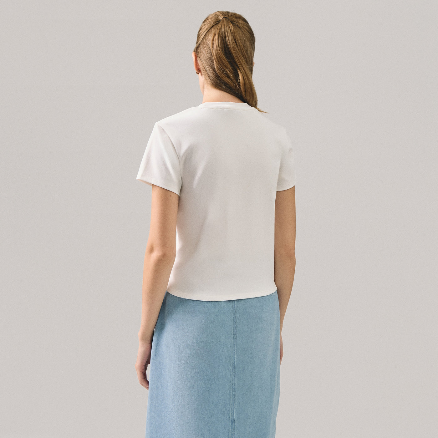 990189-Off White (1).jpg