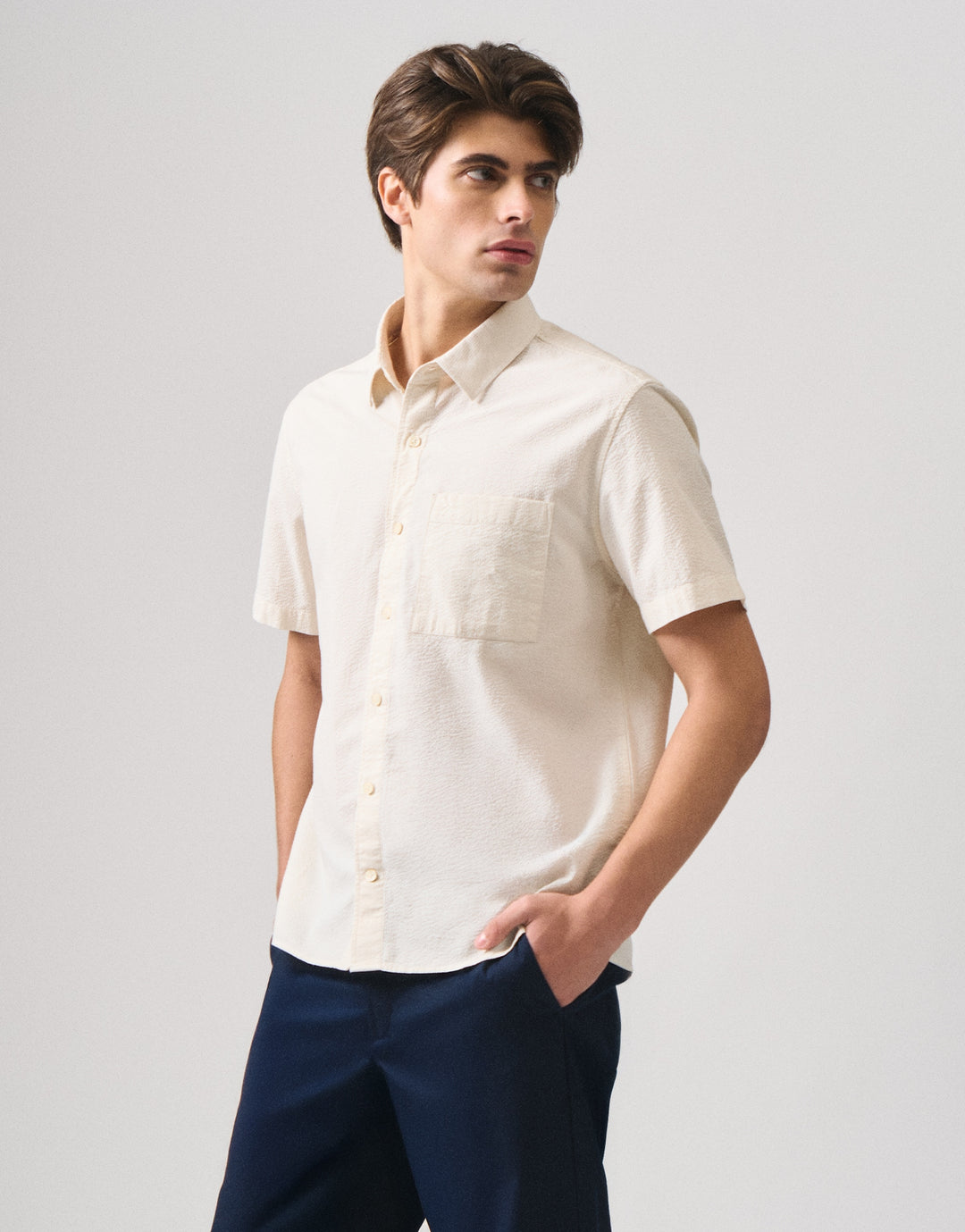 990256-Off White (1).jpg