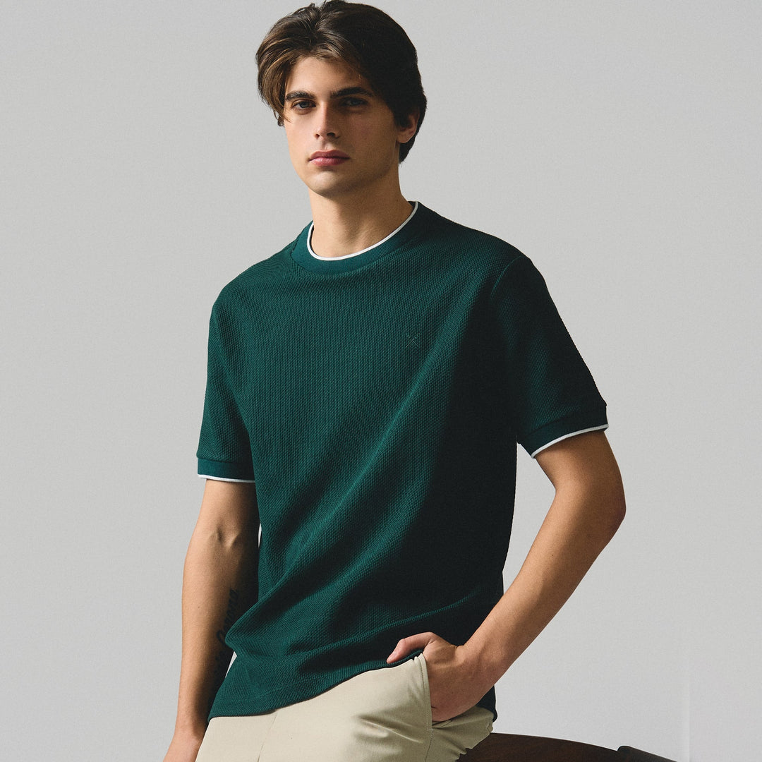 Regular Fit T-Shirt With Contrast Tipping Detail In Popcorn Knit