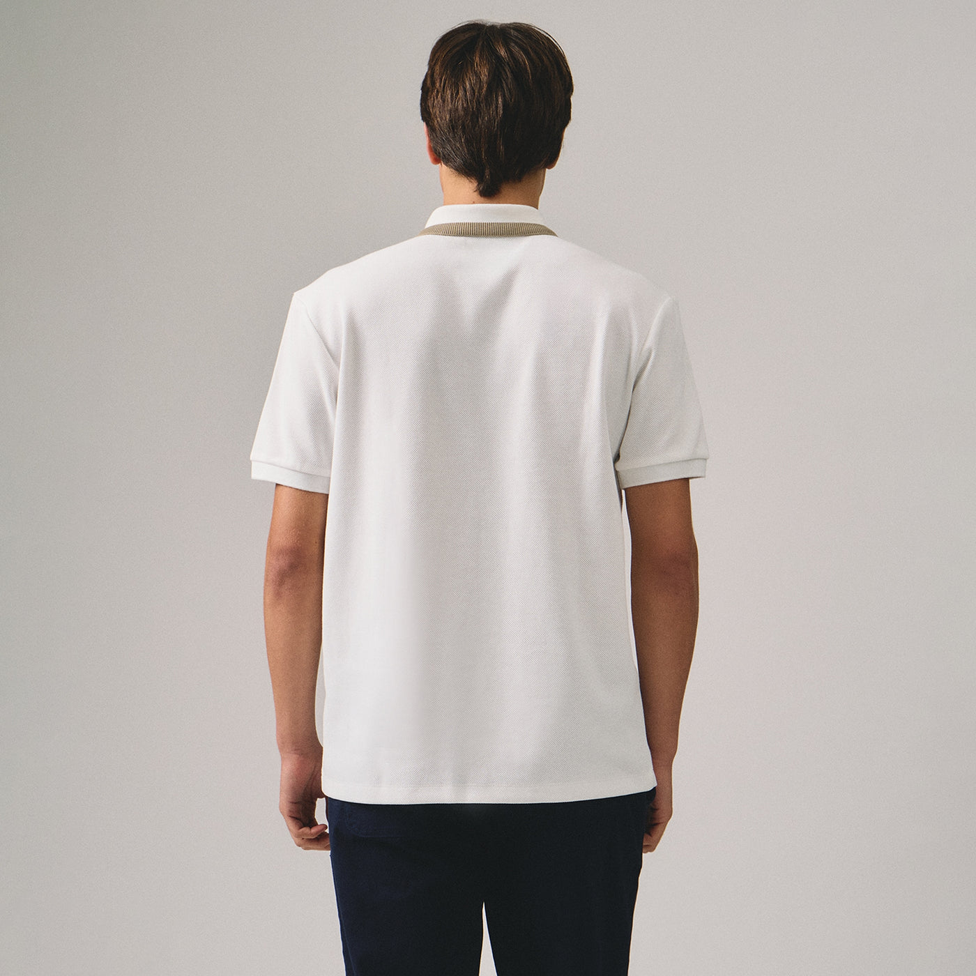 990616-Off White (1).jpg