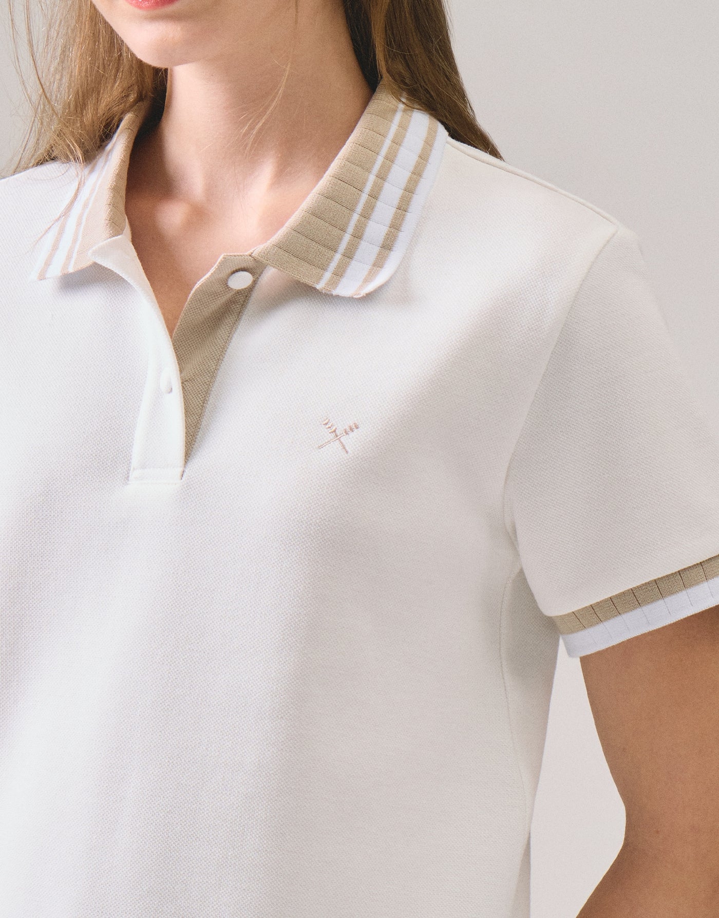 990671-Off White (3).jpg