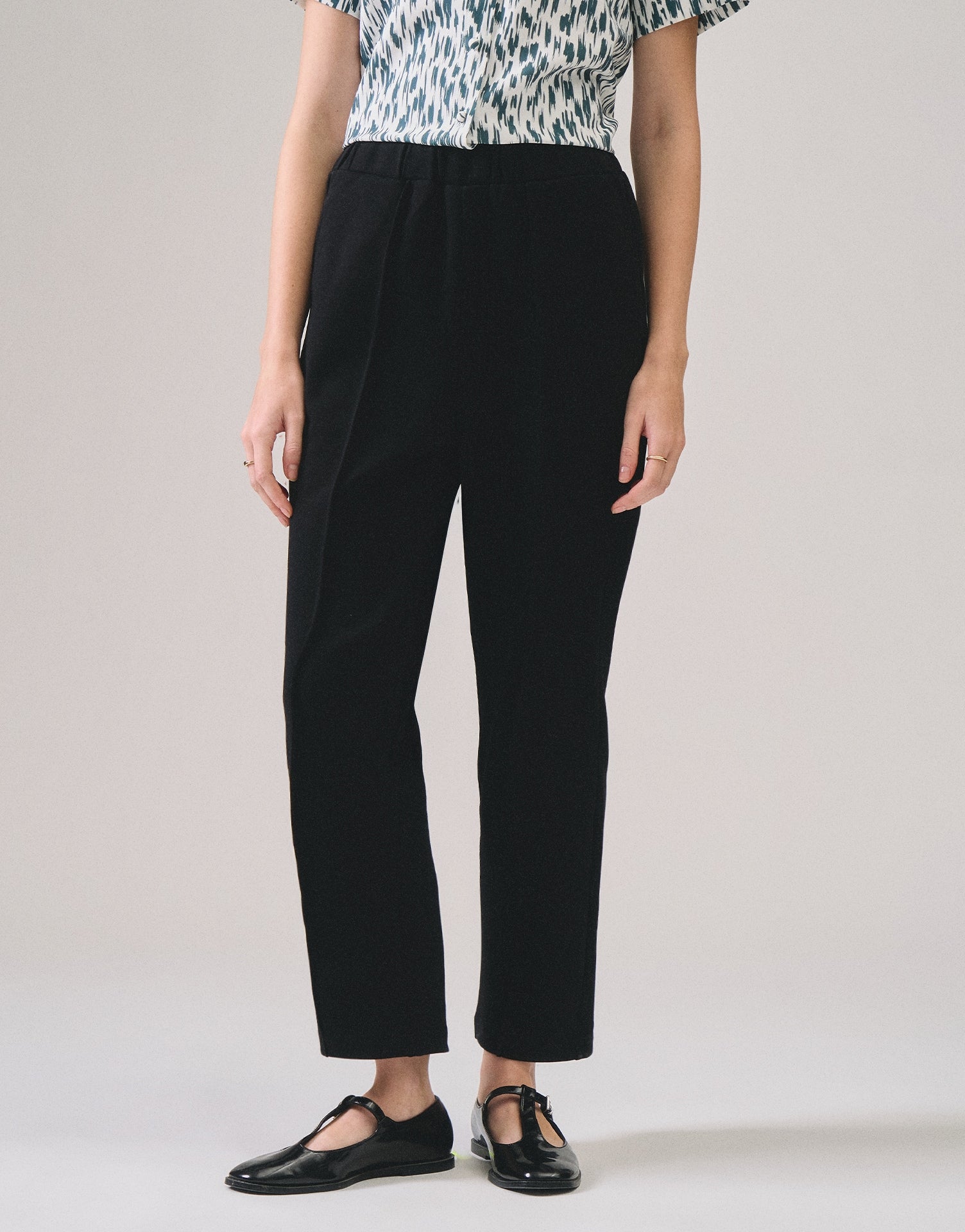 990746-Black (3).jpg