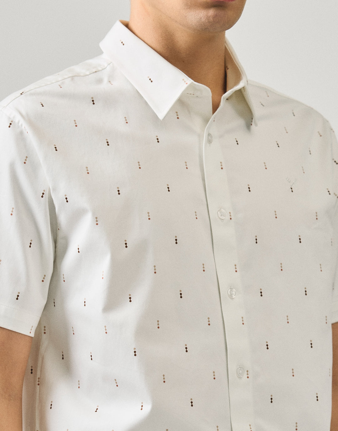 990870-Off White (3).jpg