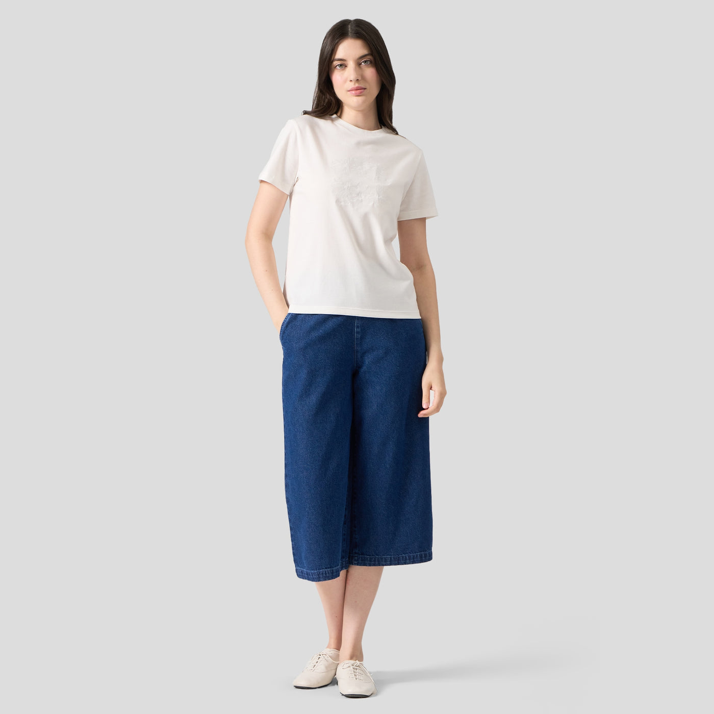 991257-Off White (3).jpg