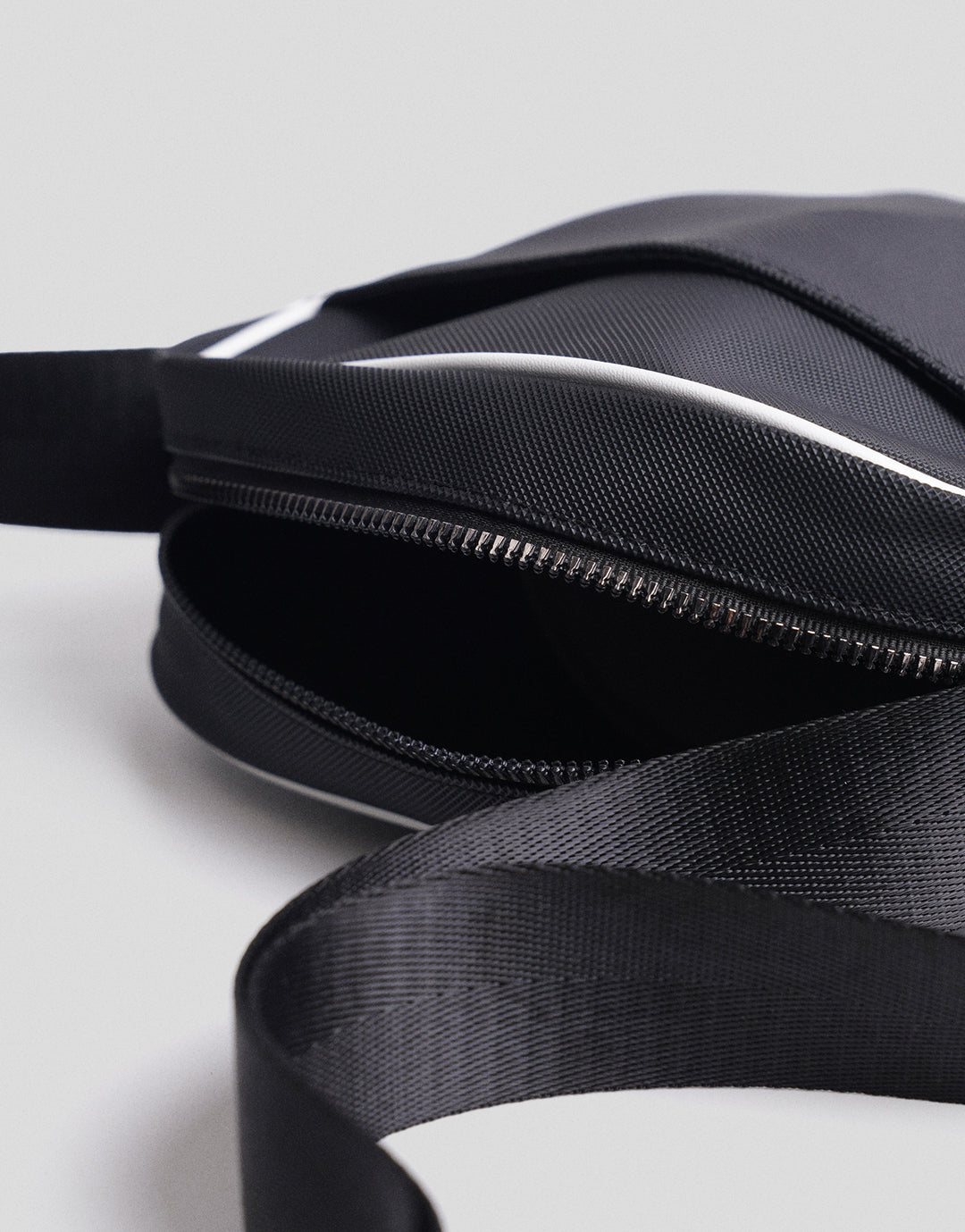 991770-Black (4).jpg