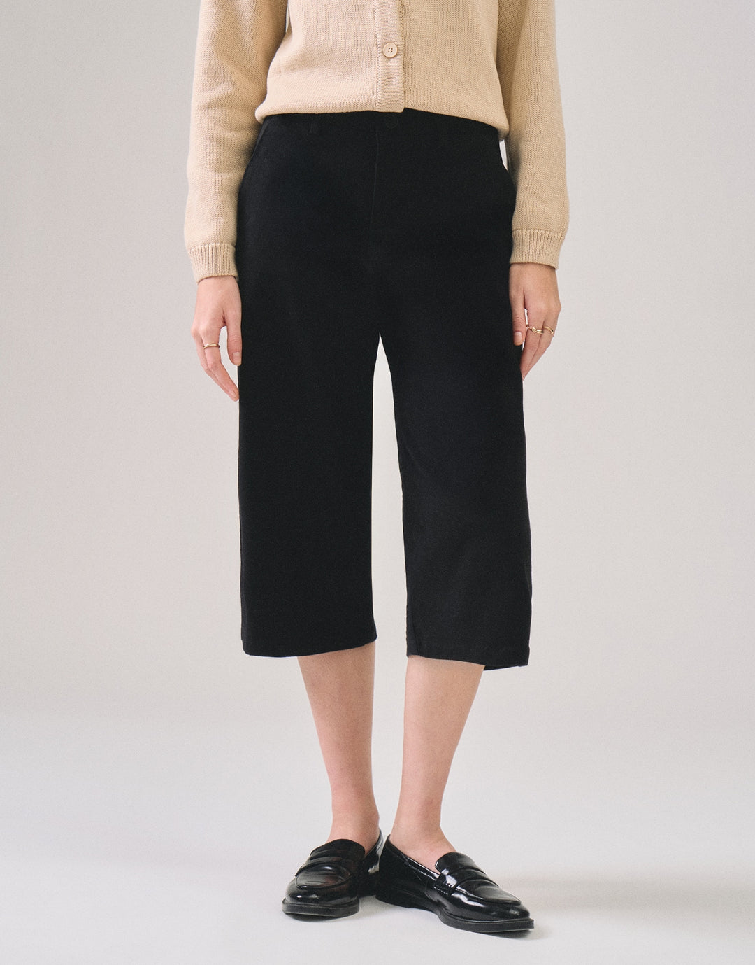 992637-Black (1).jpg