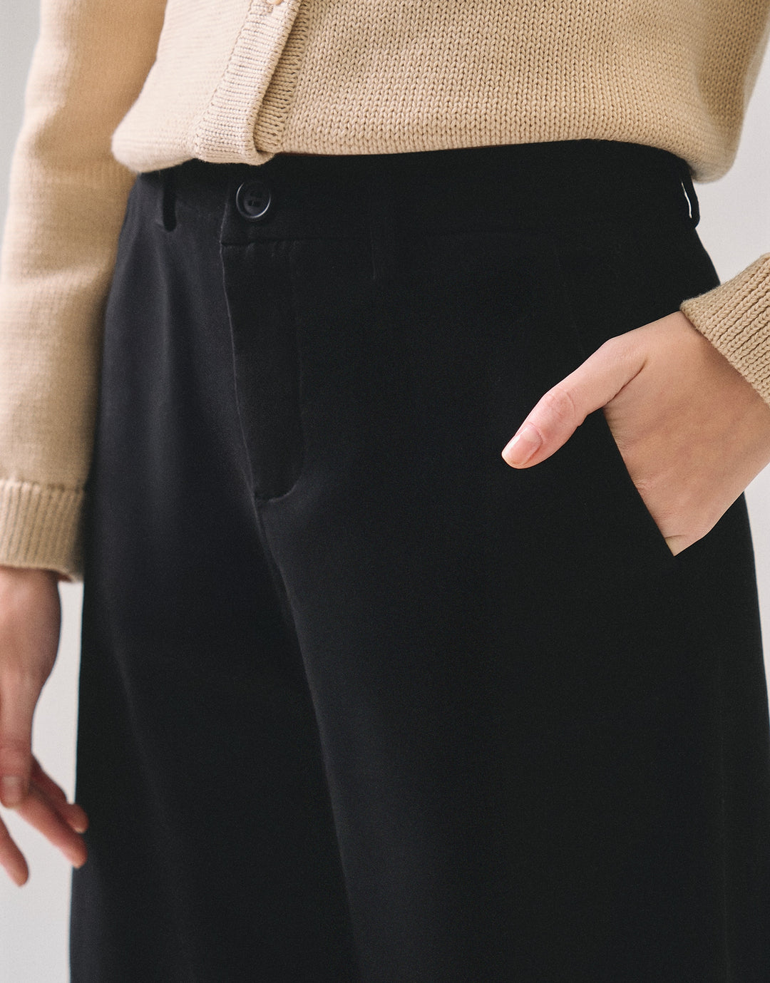 992637-Black (3).jpg