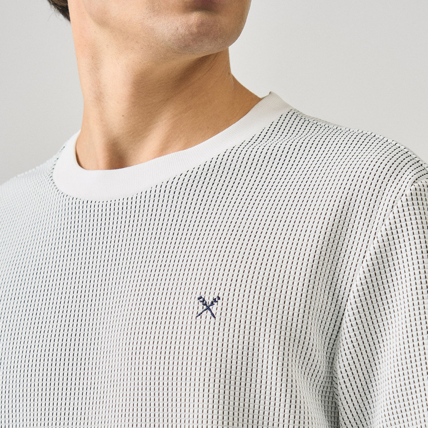 992786-Off White (4).jpg