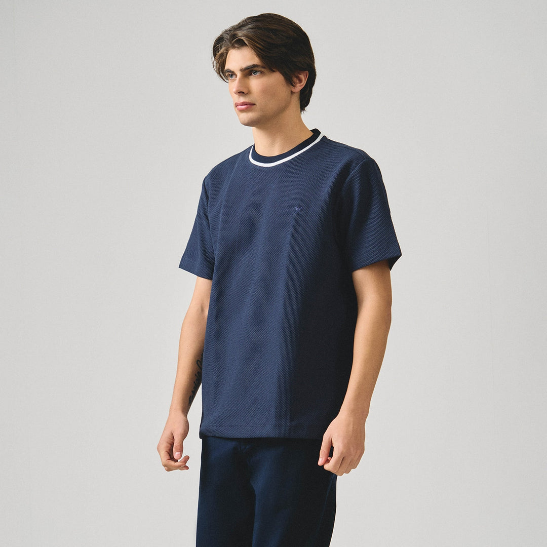 Regular Fit T-Shirt With Contrast Piping Detail In Textured Knit
