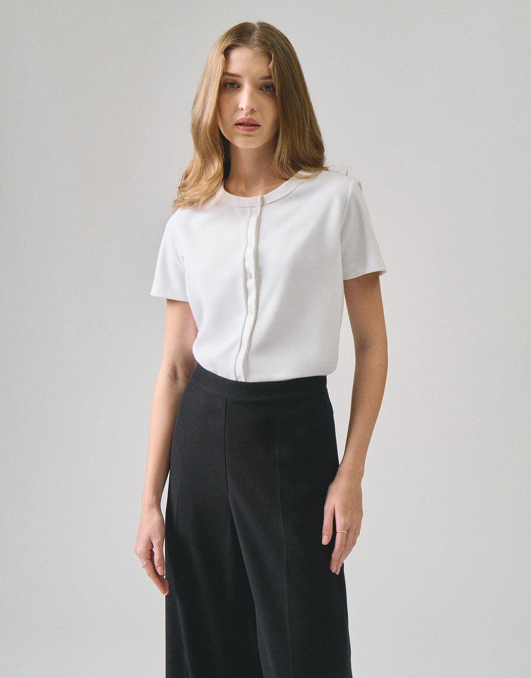 993008-Off White (2).jpg