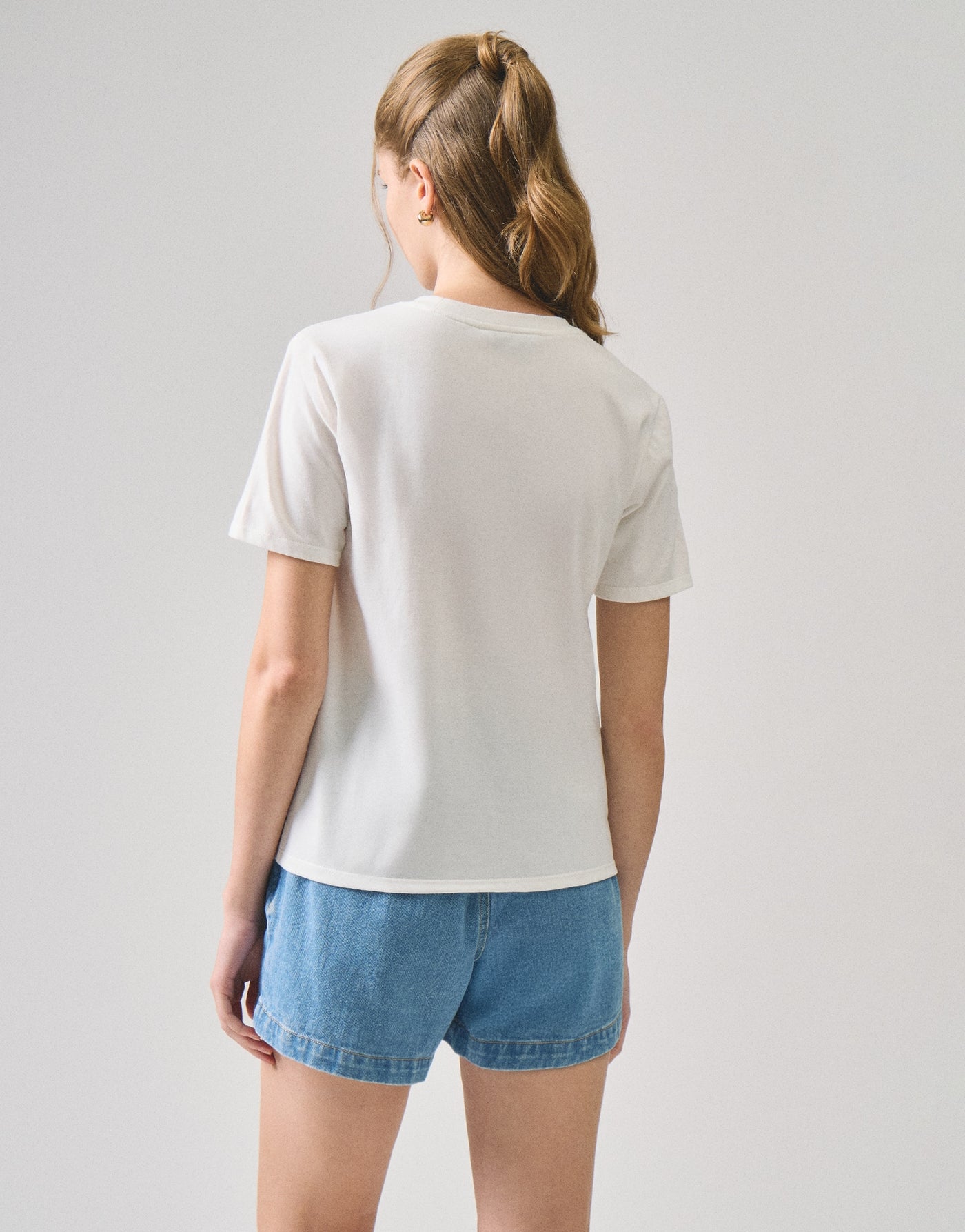 993331-Off White (6).jpg