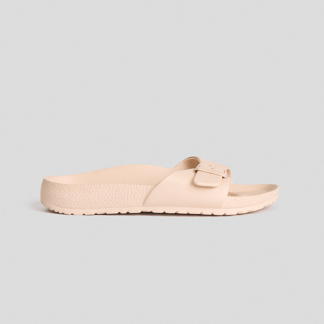 993432-Blush (2).jpg