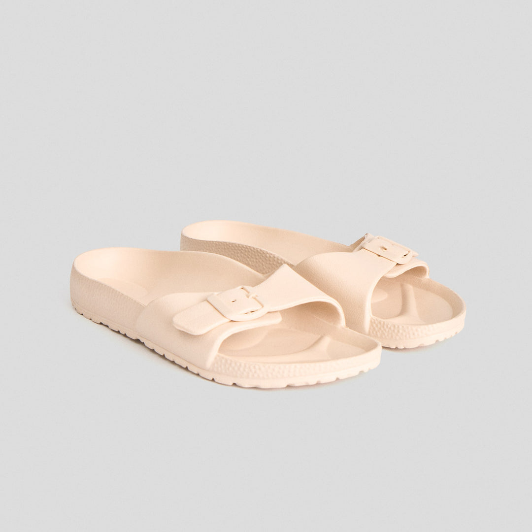 993432-Blush (3).jpg