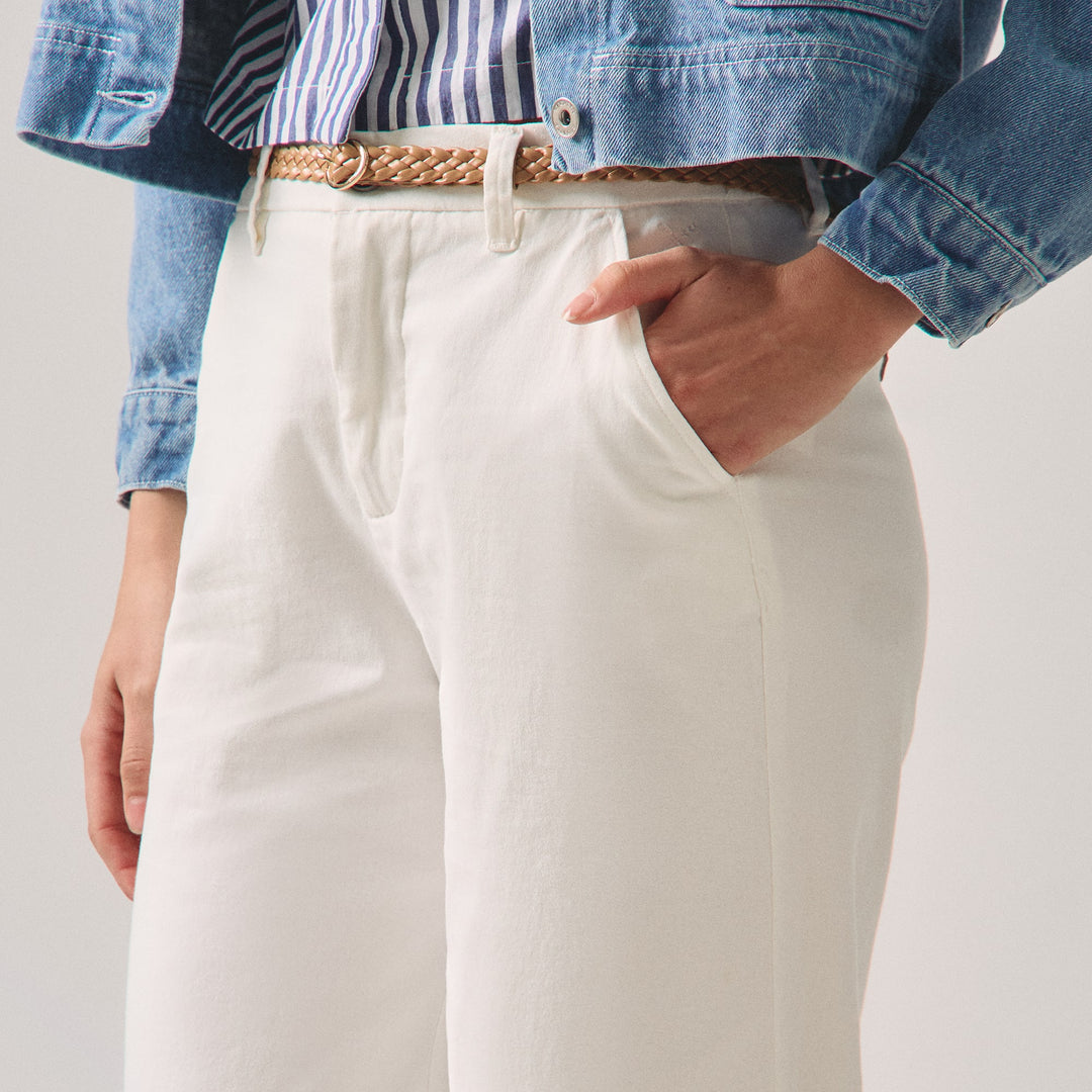 993985-Off White (3).jpg