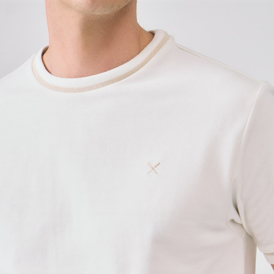 994367-Off White (1).jpg