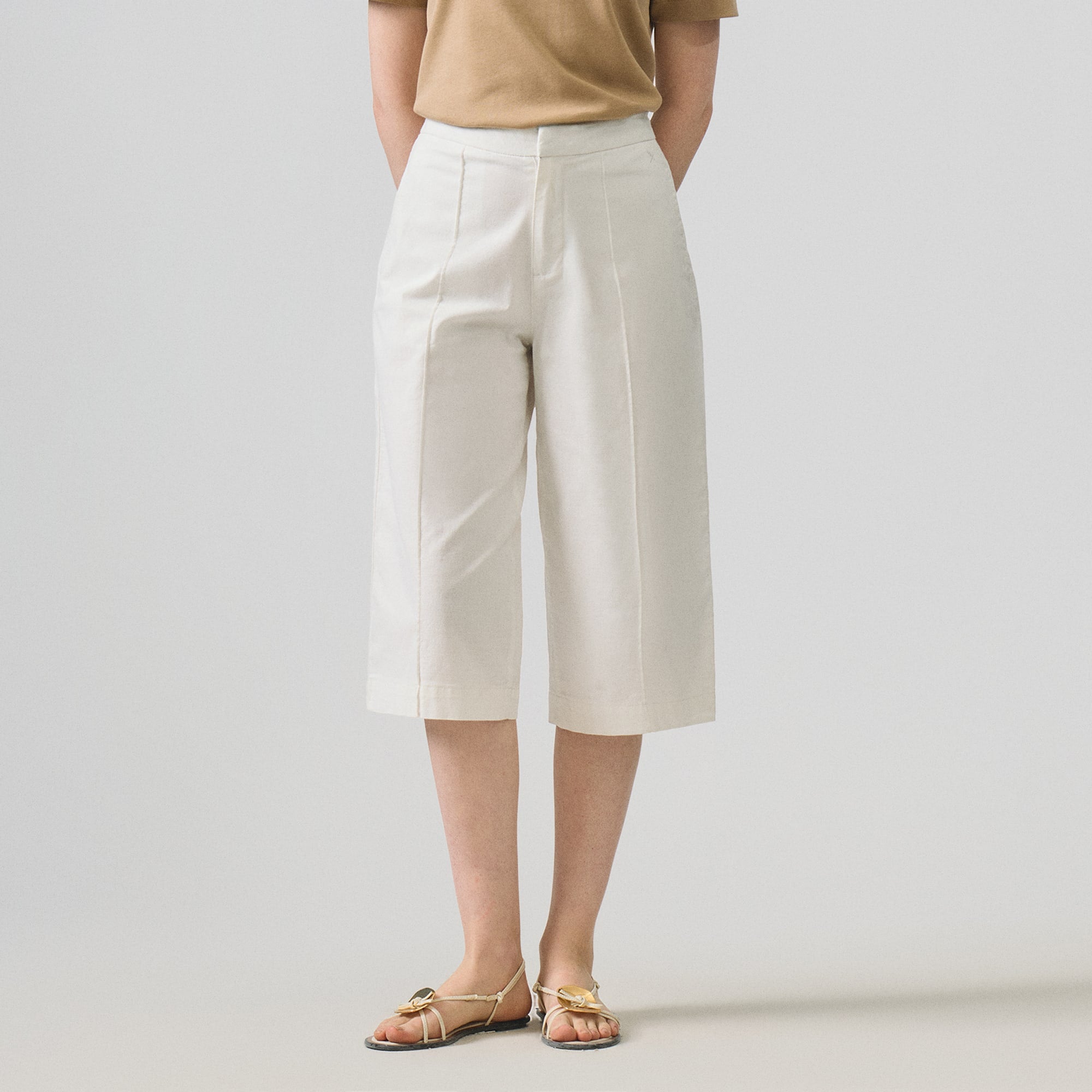 994588-Off White (1).jpg