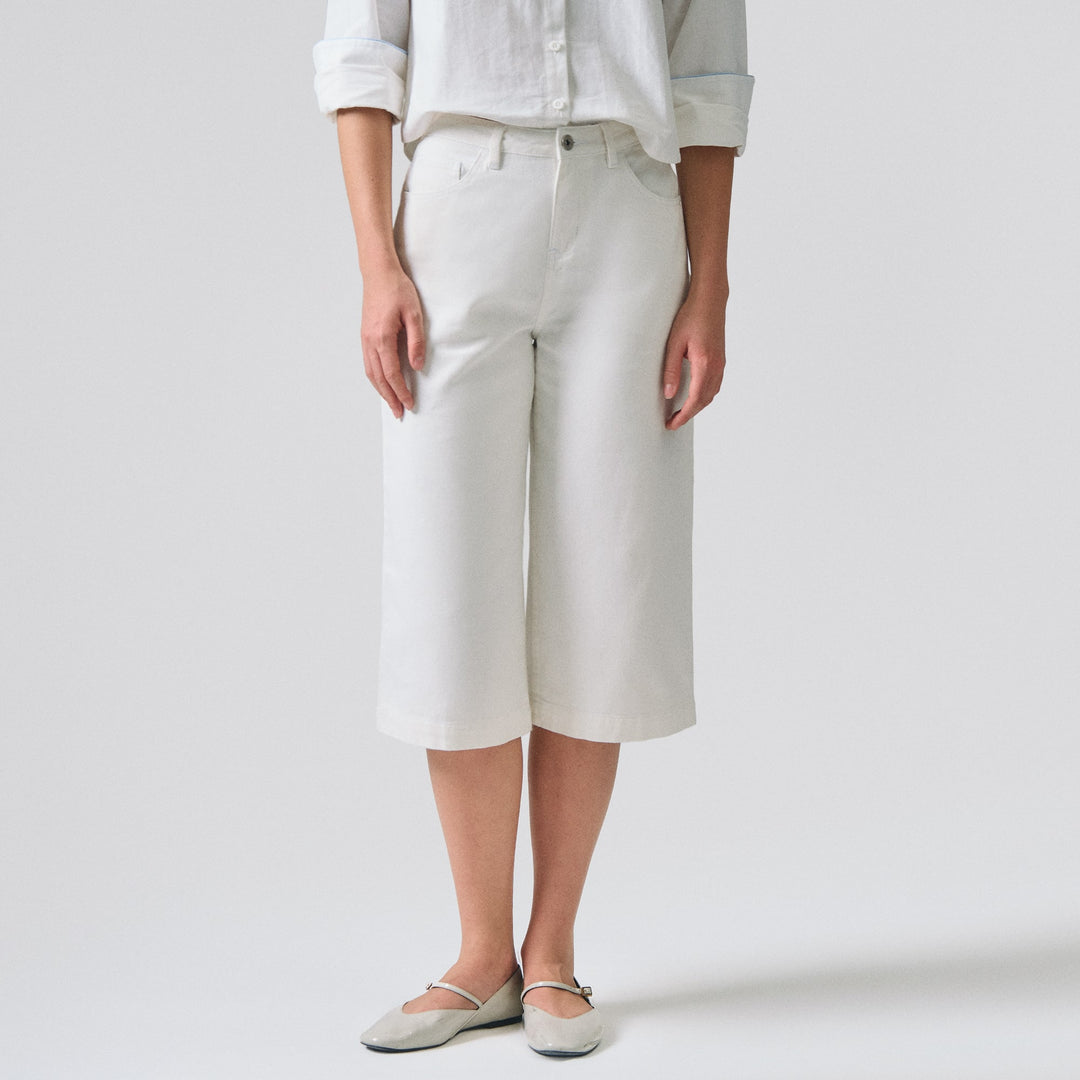 994911-Off White (1).jpg
