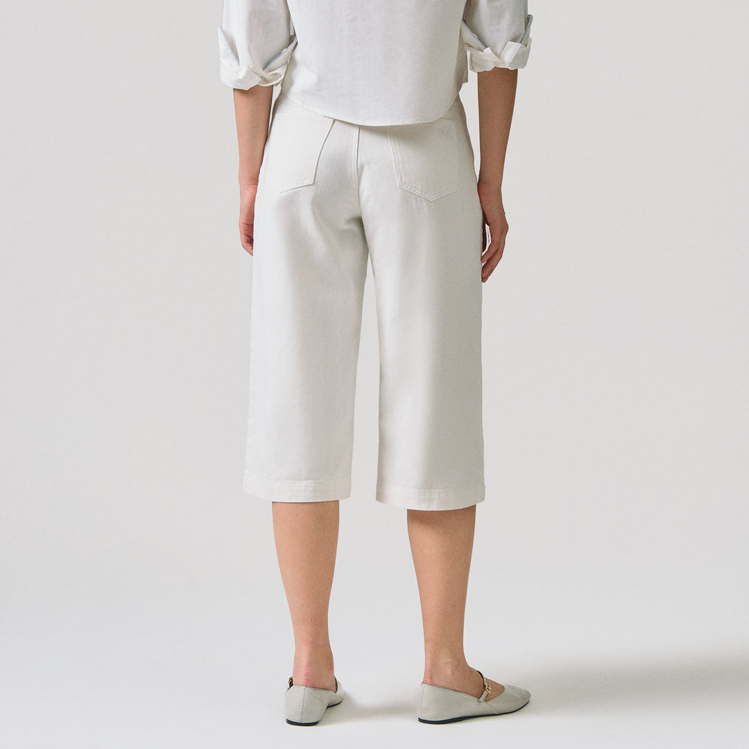 994911-Off White (3).jpg