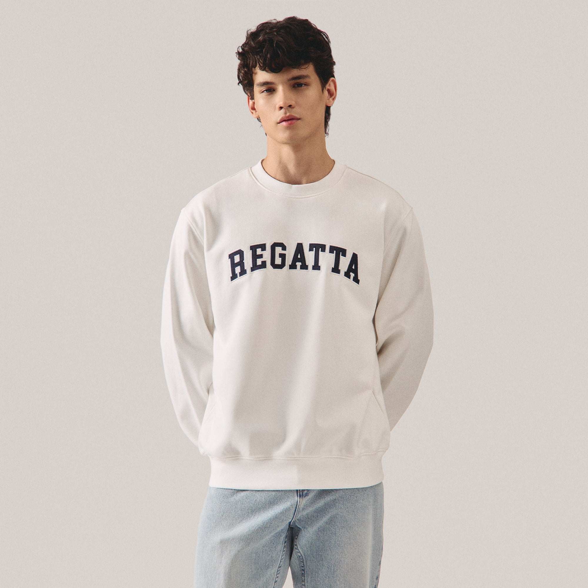 995634-Off White (1).jpg