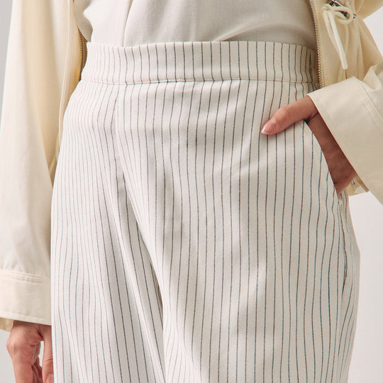 996603-Off White (3).jpg