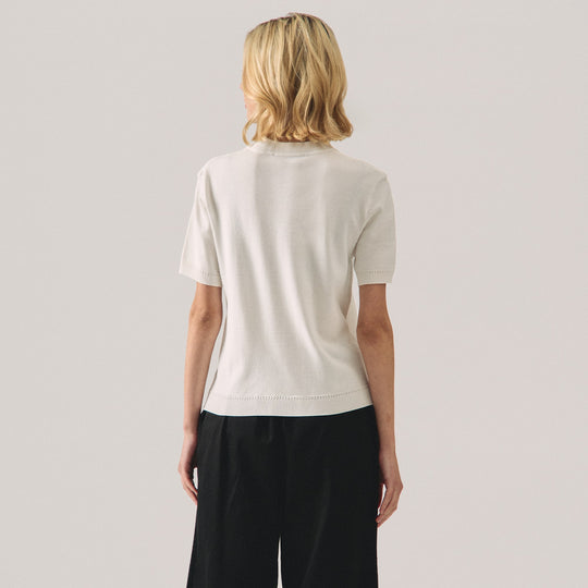 999385-Off White (1).jpg