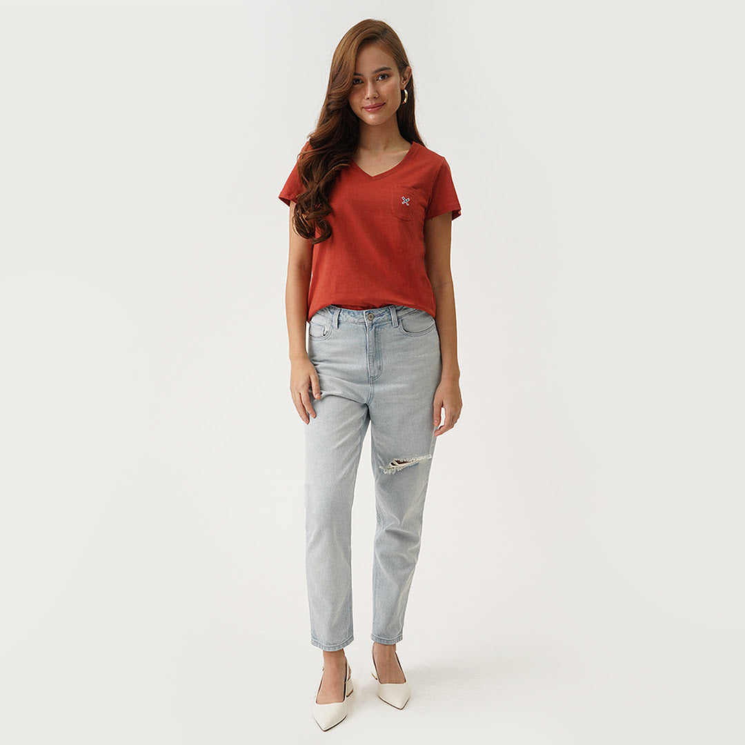 Regatta Essentials V Neck Tee Pocket Detail