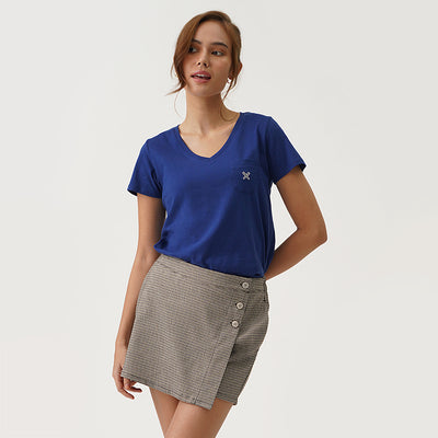 Regatta Essentials V Neck Tee Pocket Detail
