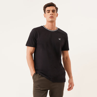 Tee With Contrast Neck Ribbing