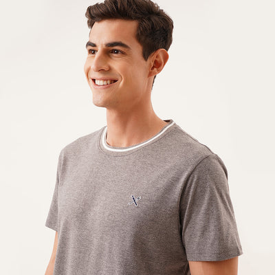 Tee With Contrast Neck Ribbing