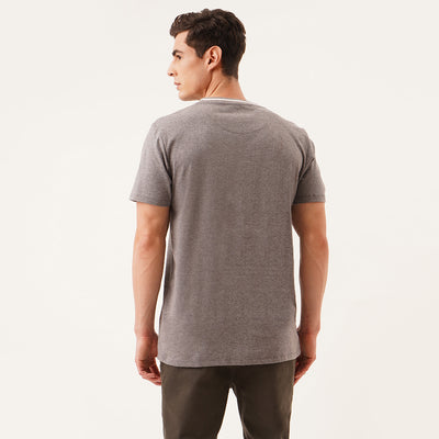 Tee With Contrast Neck Ribbing