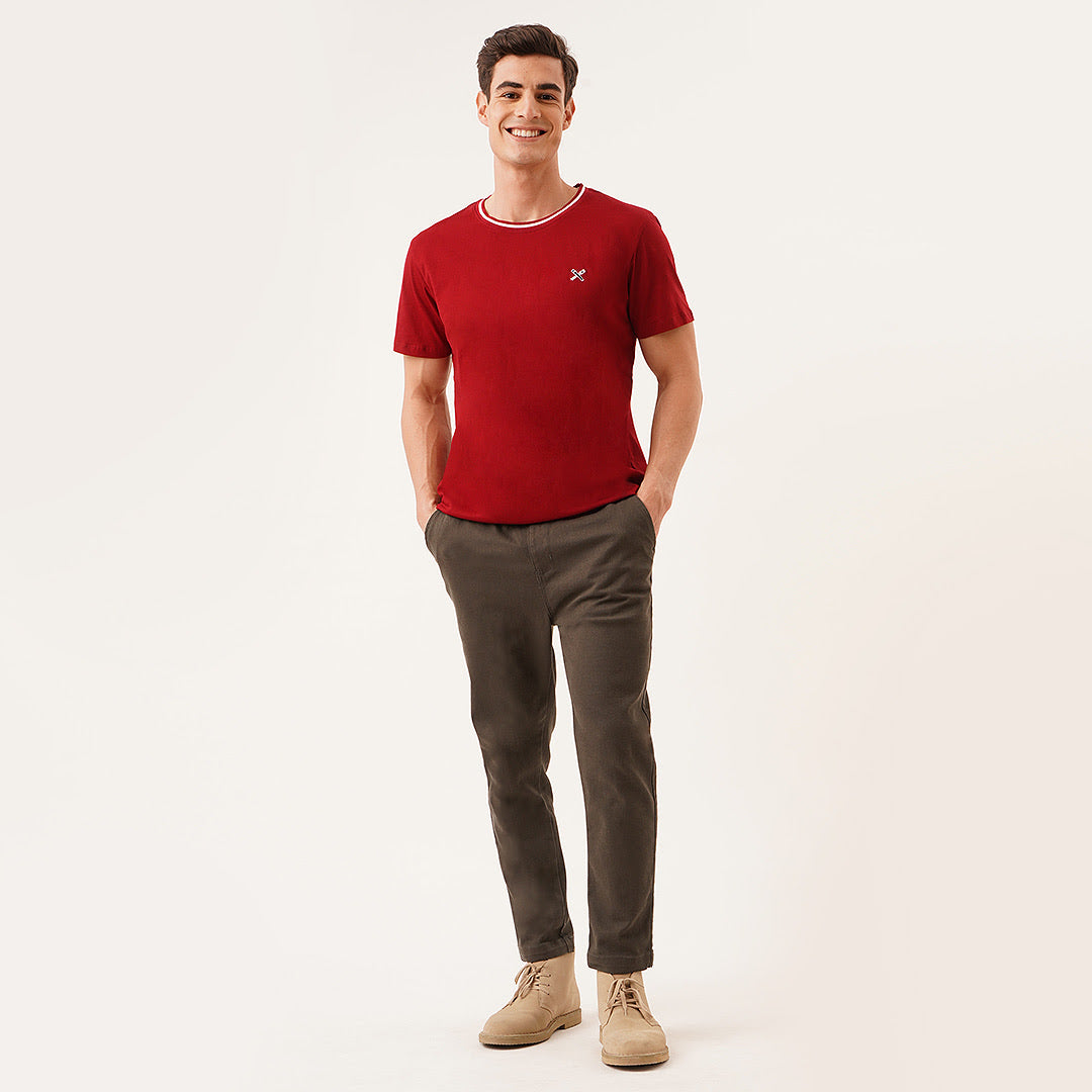 Tee With Contrast Neck Ribbing