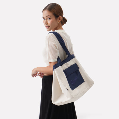 973376-Off White (1).jpg