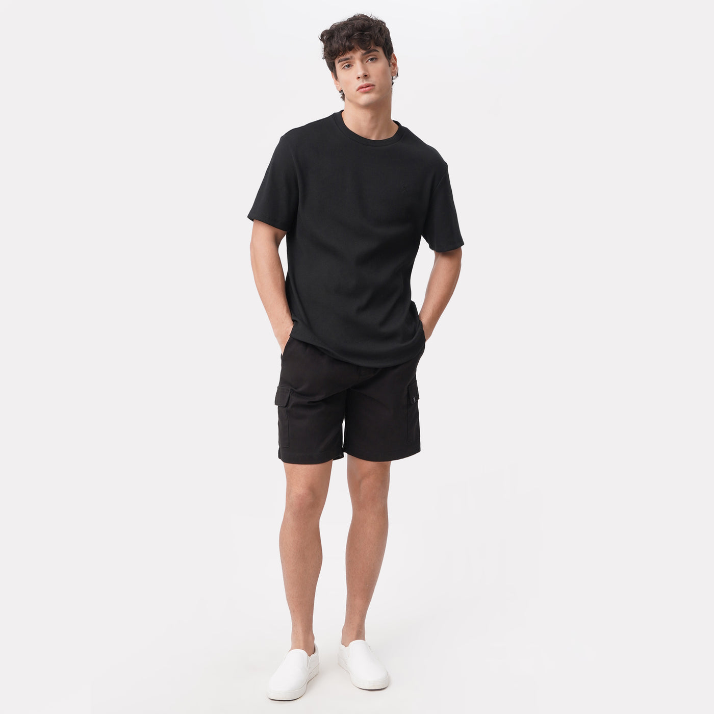 975852-Black (1).jpg